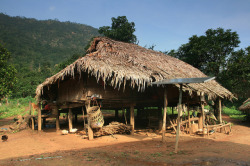 Thaïlande : les etnies montagnardes leskhamun htin, lawa et mlabri